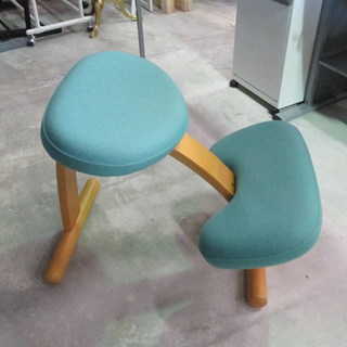 商談中 バランスチェア リボ 姿勢矯正椅子 バランスイージー /イス