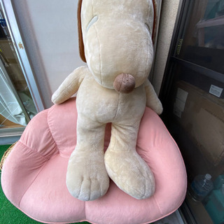 特大スヌーピー　ぬいぐるみ