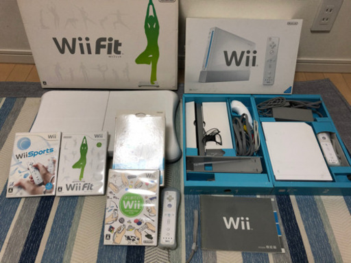 【終了】Wii本体とWiiボードなどのセット