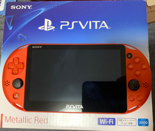 PSVita PCH-2000 赤　美品(箱あり)
