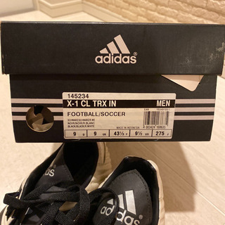 フットサルシューズadidas 27.5cmの画像