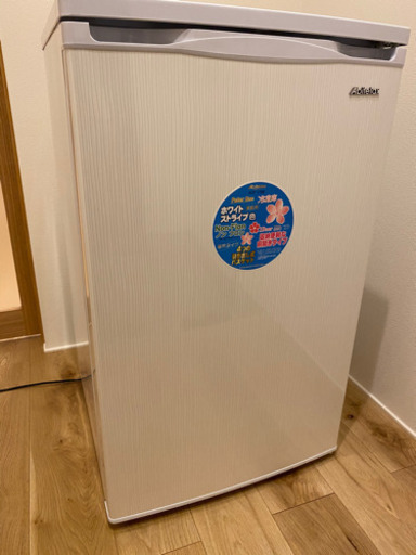 冷凍庫100L 年式2019年　3カ月使用