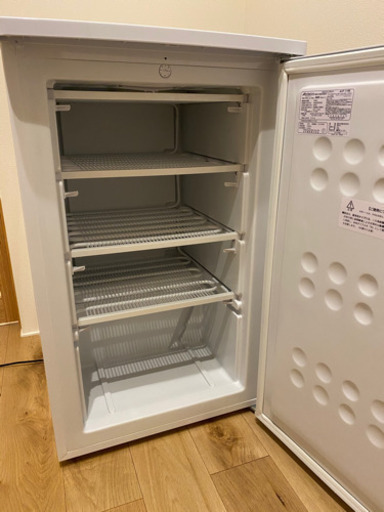 冷凍庫100L 年式2019年　3カ月使用