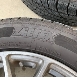 スタッドレスタイヤ、４本セット2019年の画像