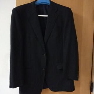 スーツ上下あげます