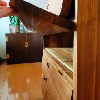 【お話中】値下げしました　美品　棚　キャビネット　収納家具の画像