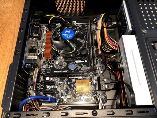 デスクトップPC(Win10,i3-6100,メモリ4G×2,SSD,HDD)