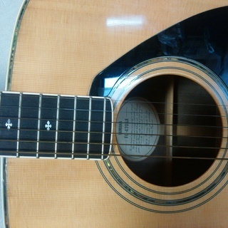 フォークギター　ふるいけれどほとんど未使用の画像