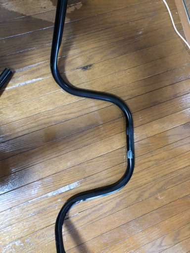 ハンドル　ブラック