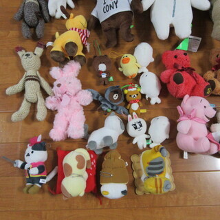 ぬいぐるみ複数箱入りの画像