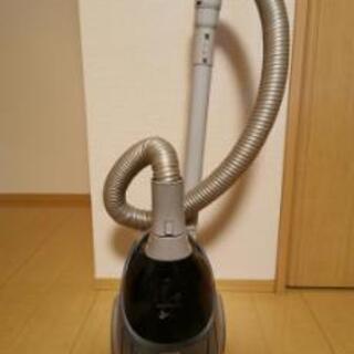 TOSHIBA 東芝   掃除機  0円