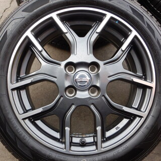 ノートＮＩＳＭＯ純正　１６インチ　溝たっぷりスタッドレス付き ノートNISMO純正 16インチ 溝たっぷりスタッドレス付き