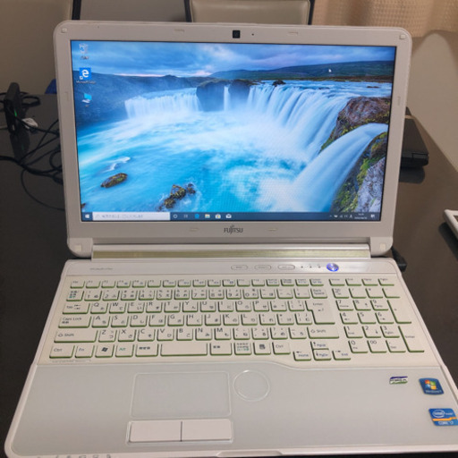 富士通ノートパソコン　i7-3610qm office365認証済み