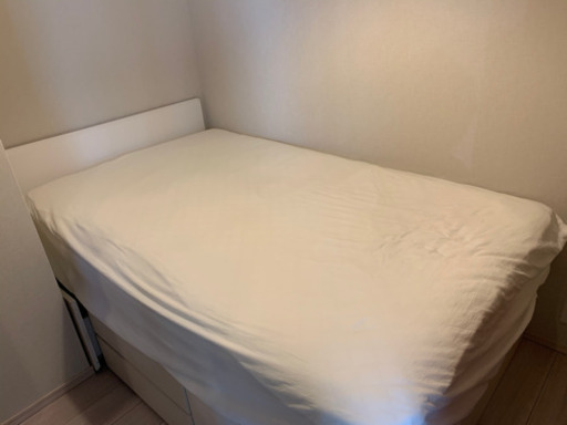 【受付終了】ニトリ　セミダブル　ベッドフレーム＆マットレス　(敷パッド&無印・ボックスカバー付)