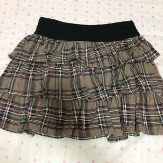 チェックスカートの画像