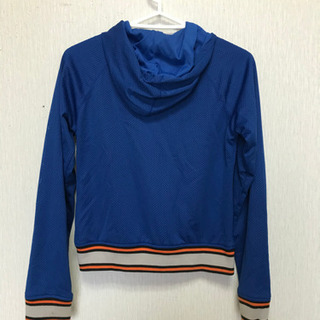 コンバース　メッシュパーカーの画像