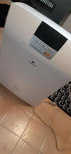 Panasonic    空気清浄機　F-VXE40