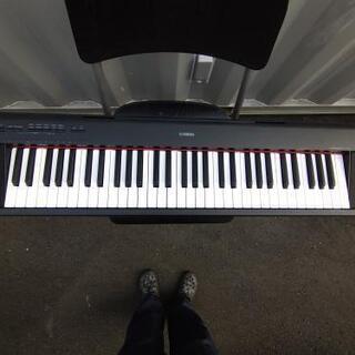 2017年製　ヤマハ NP-12B 電子キーボード 「piagg...