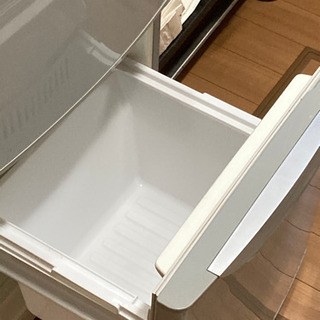Panasonicノンフロン冷蔵庫 NR-B141Jの画像