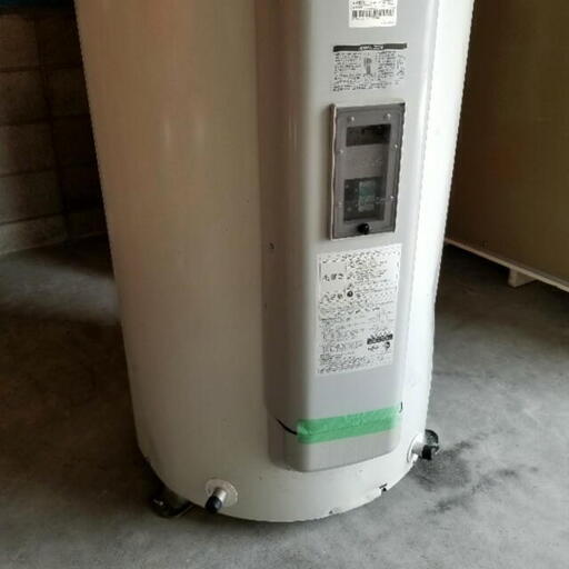 三菱電機 電気温水器 給湯専用タイプ 丸形 SRG-555E 単相200V 2018年製