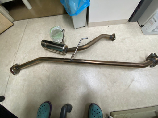 ハイエース、ウィルズウィンGTマフラー