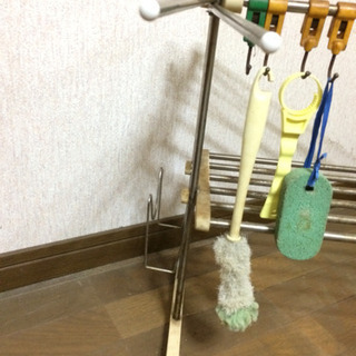 キッチン用収納棚スチール製の画像