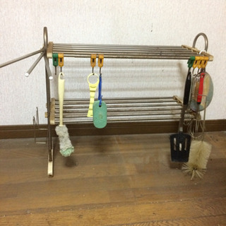 キッチン用収納棚スチール製の画像