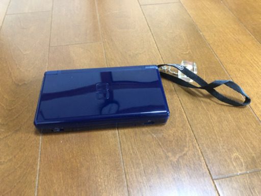 ニンテンドーDS ２台(受け取り者決まりました)