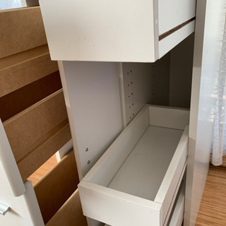 隙間家具の画像