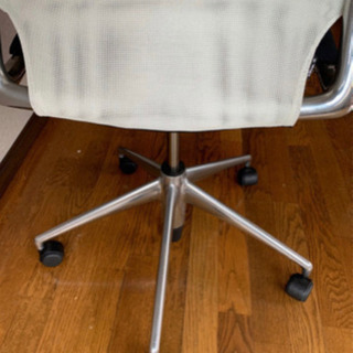 『vitra』MEDA チェア　昇降式　オフィスチェア②の画像