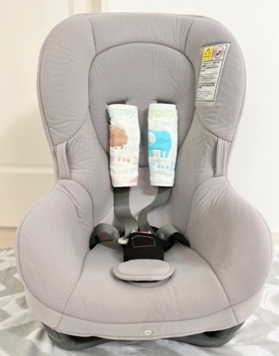 【お値下げ】【Combi】コンビ チャイルドシート（新生児OK）セパレート式　ジュニアシートオマケ