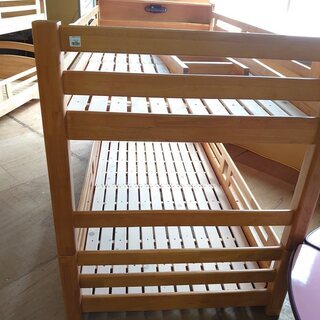 店舗同時販売中】関家具 宮・ライト付き2段ベッド【店頭ご来店購入