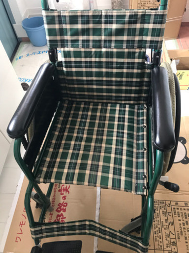 車椅子★屋内のみ使用　