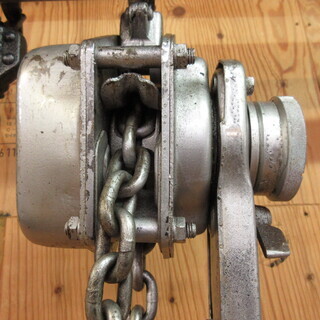 スリーエッチ ② レバーホイスト 2トン 動作確認済み HHH 2ton チェーン レバーブロック ガッチャ 荷台 吊上げ 荷締め 重機 車 トラック 電動工具 DIY 中古品 宮城 MAXの画像