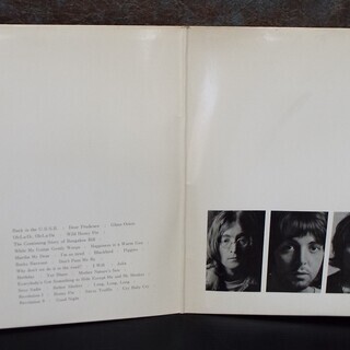 ビートルズ　レコード　The BEATLES ホワイトの画像