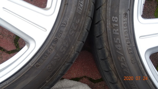 中古　ホイール・タイヤセット　225/45/R18