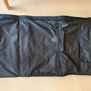 TUMI トゥミ　ガーメントバッグの画像