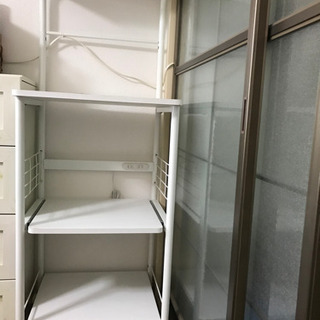 脚立付きモノ置き棚 (組み立て可能)