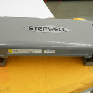 COMBI STEPWELL 踏み台昇降 ステップ台 フィットネ...