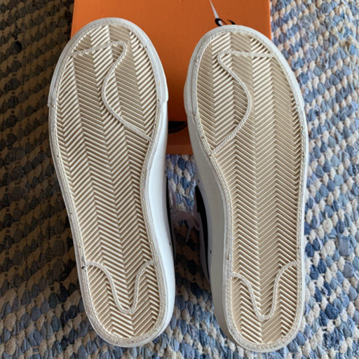 NIKE 23cm 新品
