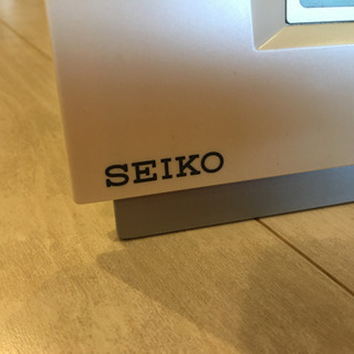 SEIKO 電波時計　据置タイプ　の画像