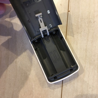 オリンパス　ICレコーダー　電池つけますの画像