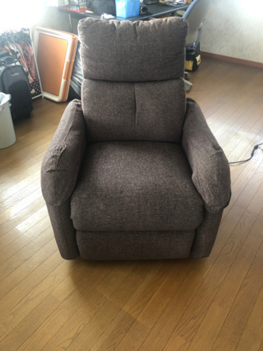 ニトリ　電動リクライニングチェアー美品