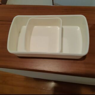 弁当箱？容器の画像
