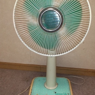 ちょっと昭和な扇風機