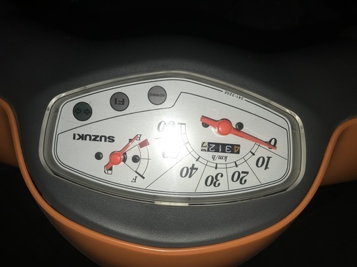 スズキ　レッツ4（オレンジ色）