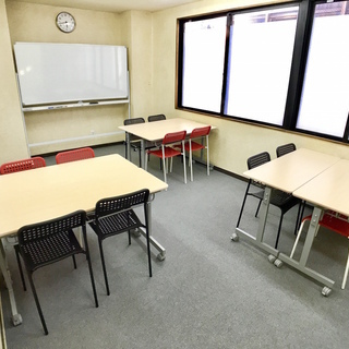片町香林坊交差点徒歩1分で１時間1,200の貸し会議室。12名着席可能で備品利用無料。 - 金沢市