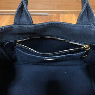 PRADAカナパ Sサイズ