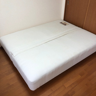 ベッド