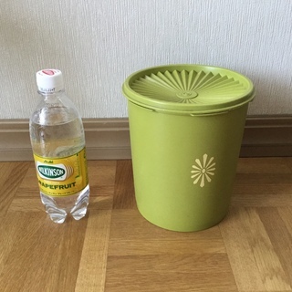 タッパーウェア　縦型